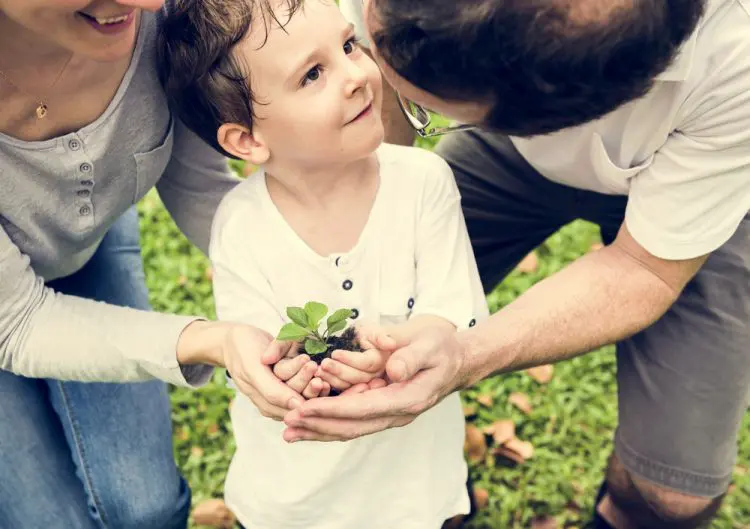 Easy Ways To Help Your Child Become Environmentally Conscious